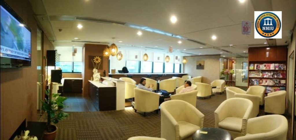 كلية الإعلام والصحافة